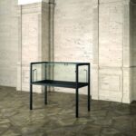 VETRINA MUSEALE IN FERRO cm.120x60x105h