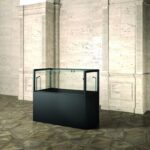 VETRINA MUSEALE IN FERRO cm.120x60x105h